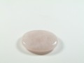 Różowy kwarc - mały, płaski kamień do trzymania w palcach (kamień miłości i delikatności)