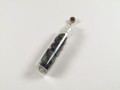 Buteleczka z kamyczkami nieszlifowanego czarnego turmalinu (amulet - wisiorek do noszenia) - ochrona, wychodzenie ze smutku, odporność, zachowanie własnej energii